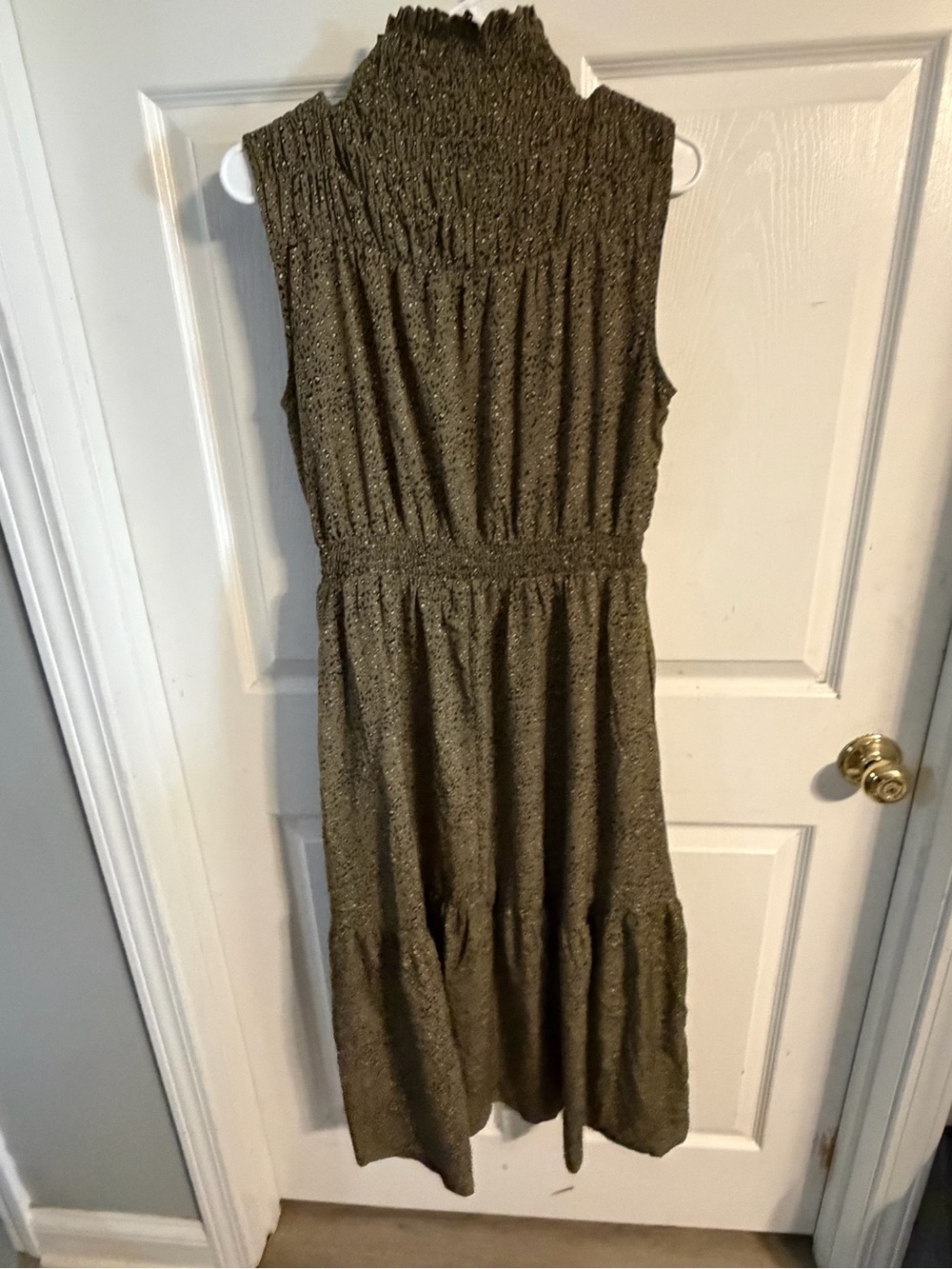 THML Smocked Neck Animal Print MIDI Dress - Picture 2 of 4